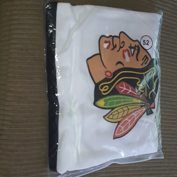 New Chicago Blackhawks Griswold Jersey - Picture 3 of 4